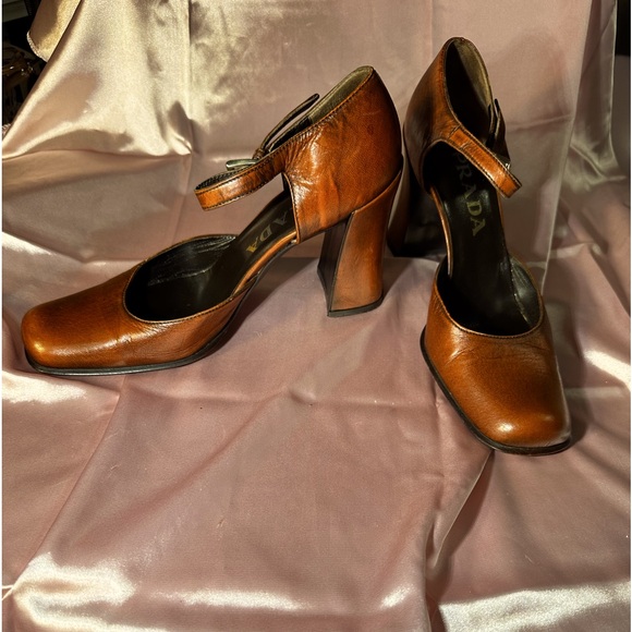 PRADA Brown Leather Mary Jane Block Heels size 36.5 - size 5.5/6 US - Picture 3 of 16